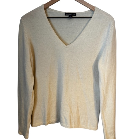 Lands End Cream 100% Cashmere V-Neck Long Sleeved Sweater Size Medium - Picture 1 of 5